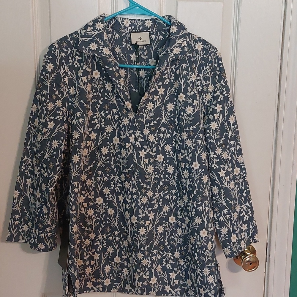 Tuckernuck Margot Chambrey Wildflower Blouse - Picture 2 of 7